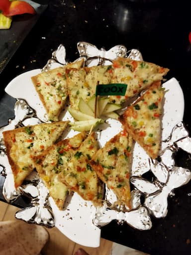 Tasty Chilli Cheese Toast cooked by COOX chefs cooks during occasions parties events at home