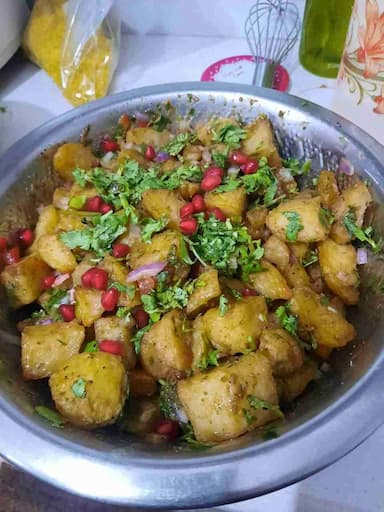 Tasty Aloo Chaat cooked by COOX chefs cooks during occasions parties events at home