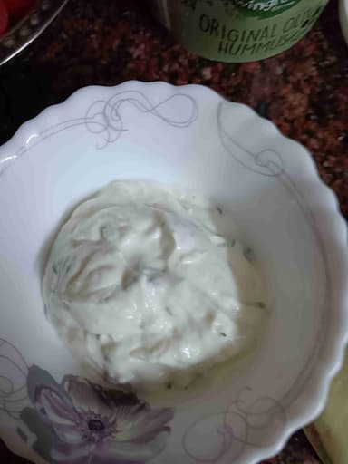 Tasty Yogurt Parsley Dip cooked by COOX chefs cooks during occasions parties events at home