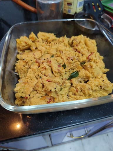 Tasty Upma cooked by COOX chefs cooks during occasions parties events at home