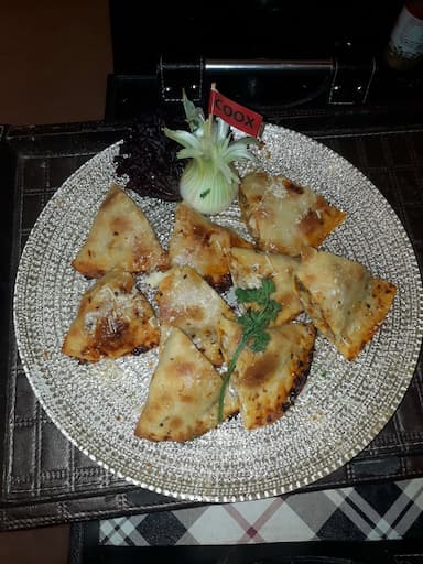 Tasty Chicken Calzones cooked by COOX chefs cooks during occasions parties events at home