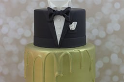 James Bond Cake