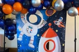 Astronaut Banner Decoration