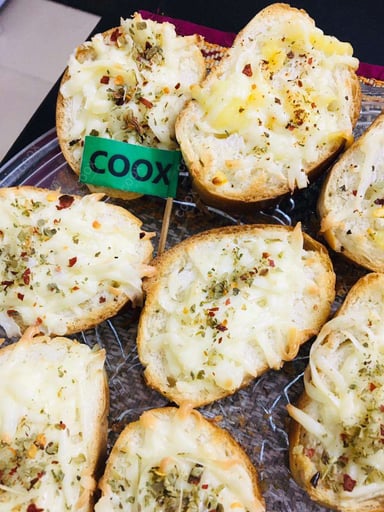 Delicious Garlic Bread prepared by COOX
