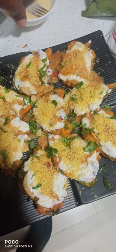 Delicious Palak Papdi Chaat prepared by COOX