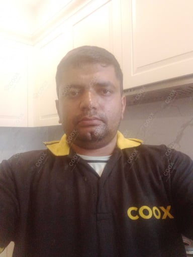 Chef from COOX at bookings. Professional cooks chefs at home