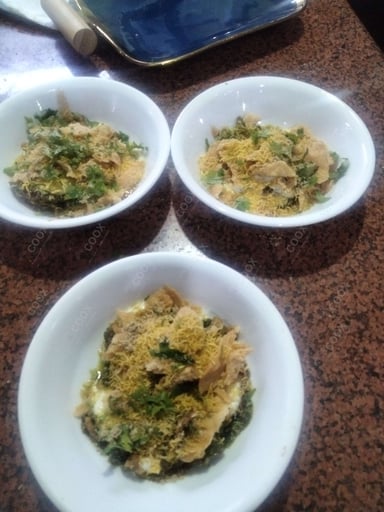 Delicious Palak Patta Chaat prepared by COOX