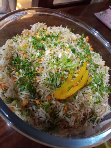 Delicious Veg Fried Rice prepared by COOX