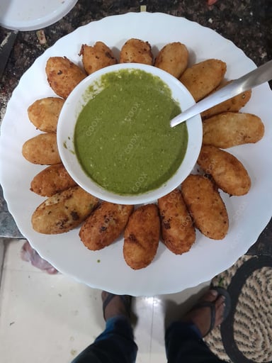 Delicious Green Chutney prepared by COOX