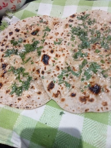 Delicious Naan (Butter / Garlic) prepared by COOX