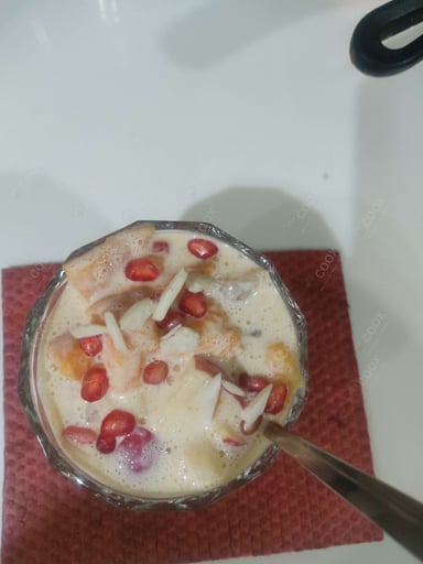 Delicious Fruit Cream prepared by COOX