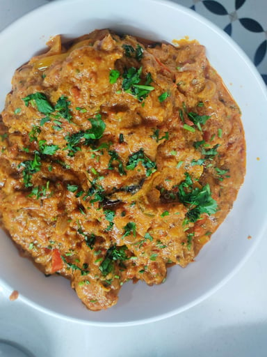 Delicious Kadhai Chicken prepared by COOX