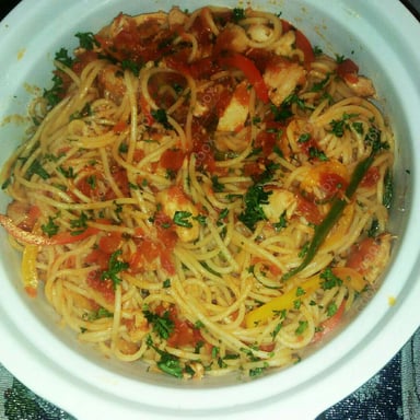 Delicious Spaghetti with Roasted Chicken prepared by COOX