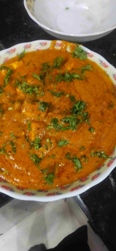 Delicious Matar Paneer prepared by COOX