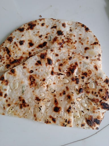 Delicious Naan (Butter / Garlic) prepared by COOX