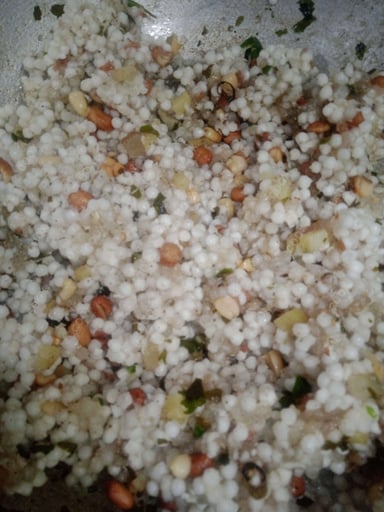 Delicious Sabudana Khichdi prepared by COOX