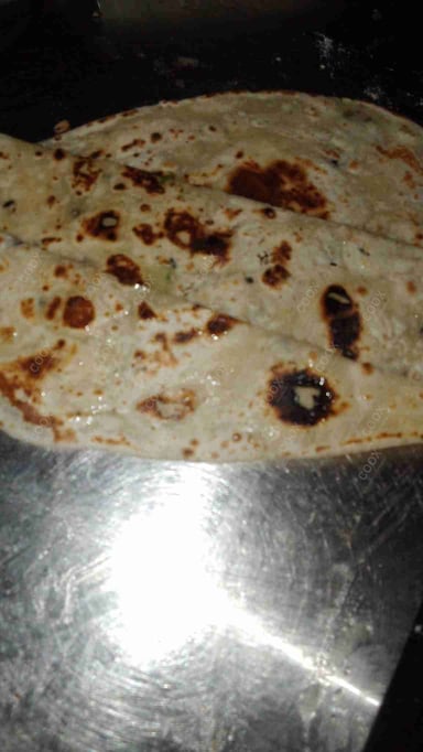 Delicious Naan (Butter / Garlic) prepared by COOX