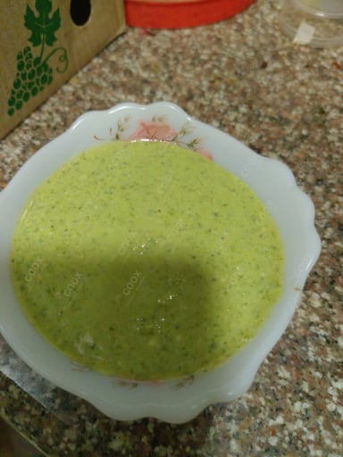 Delicious Green Chutney prepared by COOX