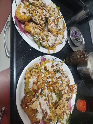 Delicious Palak Patta Chaat prepared by COOX