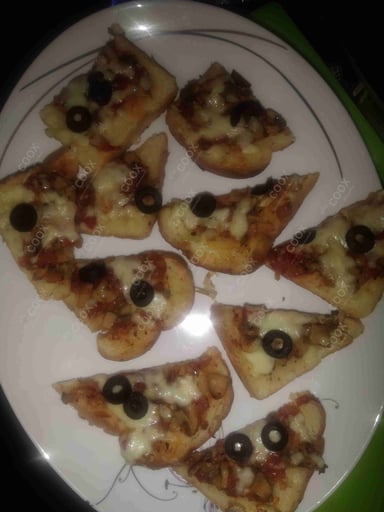 Delicious Tomato Mushroom Bruschetta prepared by COOX