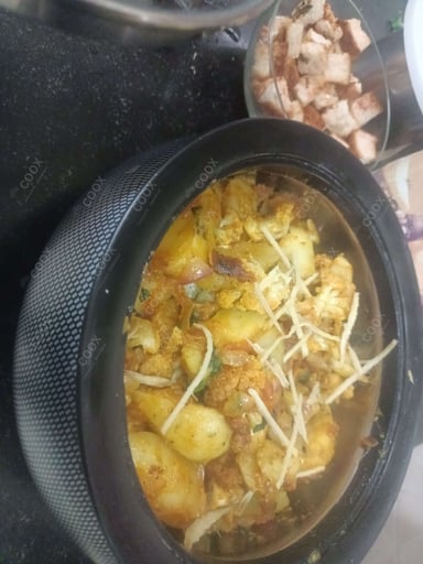 Delicious Aloo Gobhi prepared by COOX