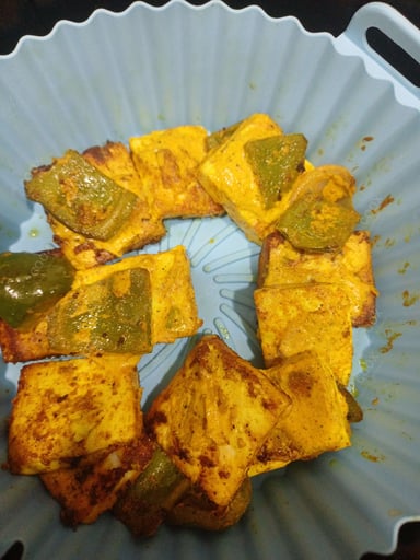 Delicious Paneer Tikka prepared by COOX