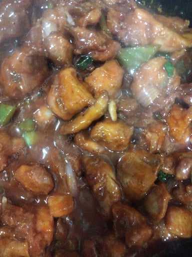 Tasty Chilli Chicken cooked by COOX chefs cooks during occasions parties events at home