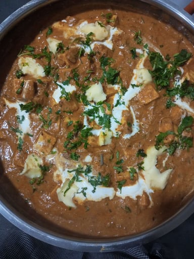 Delicious Paneer Lababdar prepared by COOX