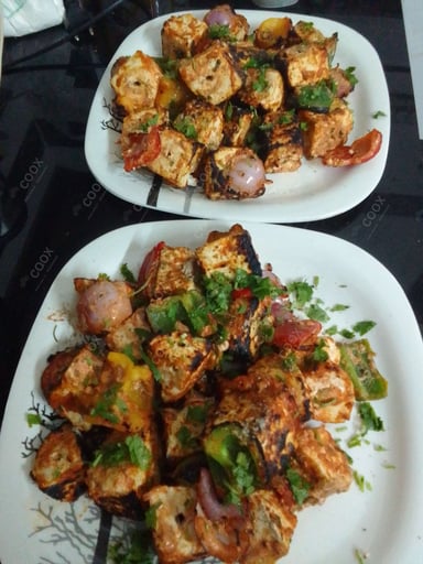 Delicious Paneer Tikka prepared by COOX