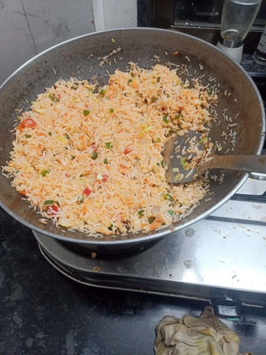 Delicious Veg Fried Rice prepared by COOX