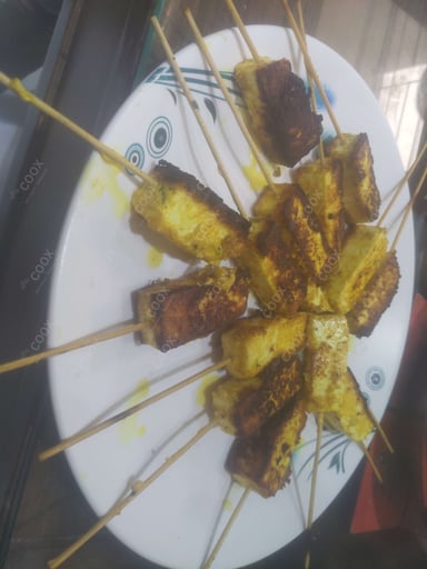 Delicious Paneer Tikka prepared by COOX