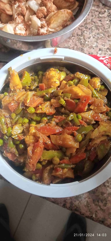 Delicious Veg Jalfrezi prepared by COOX