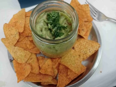 Delicious Yogurt Parsley Dip prepared by COOX