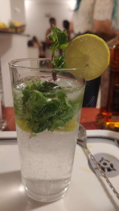 Delicious Virgin Mojito prepared by COOX