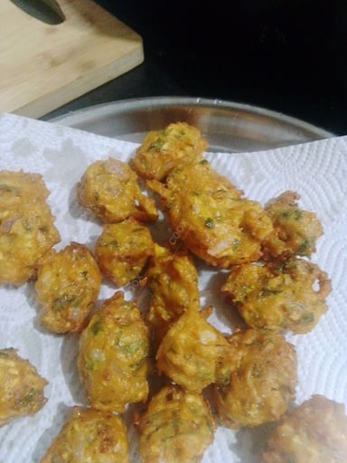 Delicious Mix Pakode prepared by COOX