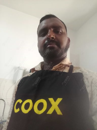 Chef from COOX at bookings. Professional cooks chefs at home