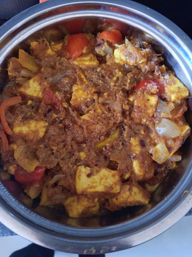 Delicious Kadhai Paneer prepared by COOX