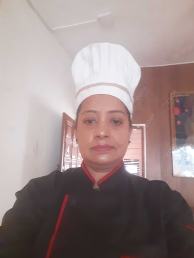 Chef from COOX at bookings. Professional cooks chefs at home