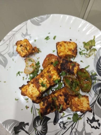 Delicious Paneer Tikka prepared by COOX