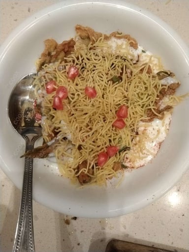 Delicious Palak Patta Chaat prepared by COOX