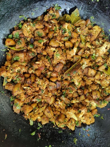 Delicious Aloo Gobhi prepared by COOX