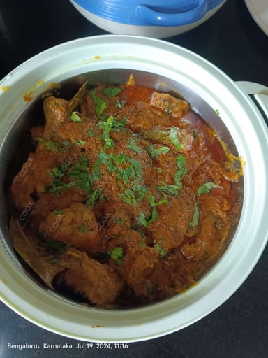 Delicious Kadhai Chicken prepared by COOX