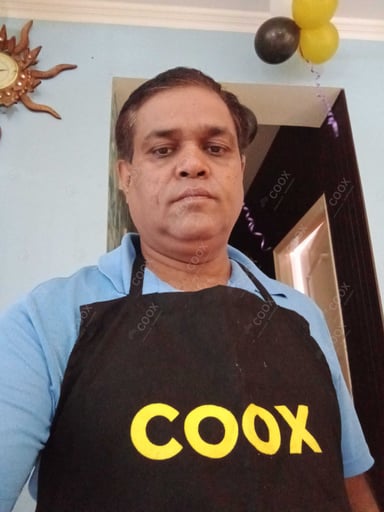 Chef from COOX at bookings. Professional cooks chefs at home