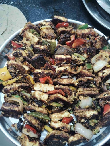 Delicious Paneer Tikka prepared by COOX