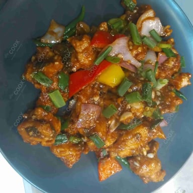 Delicious Chilli  Chicken prepared by COOX