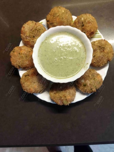 Delicious Palak Patta Chaat prepared by COOX