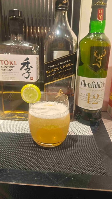 Delicious Whiskey Sour prepared by COOX