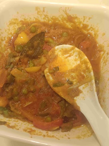 Delicious Veg Jalfrezi prepared by COOX