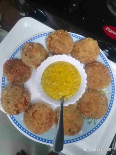 Delicious Veg Cutlets prepared by COOX