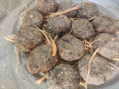 Tasty Kela Tikki  cooked by COOX chefs cooks during occasions parties events at home